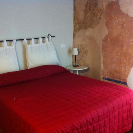 B&B Vicolo Vecchio Terracina Ngoại thất bức ảnh