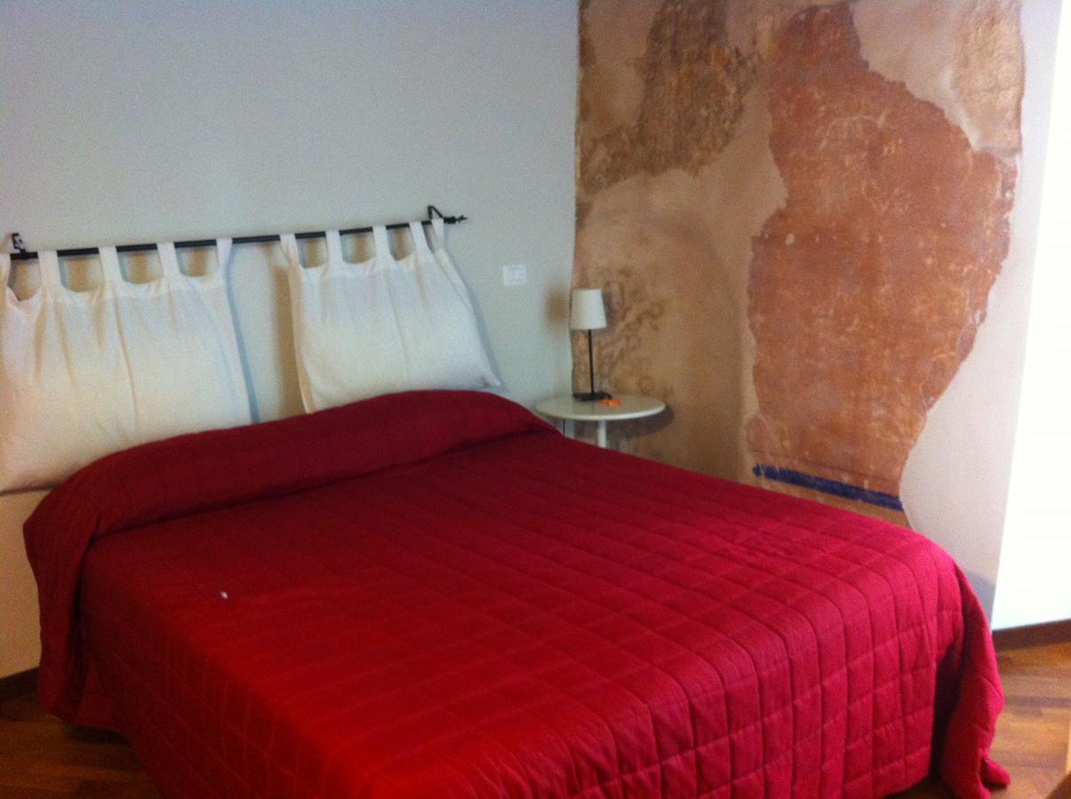 B&B Vicolo Vecchio Terracina Ngoại thất bức ảnh
